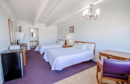 Osborne Hotel | OYO Crossroads Inn