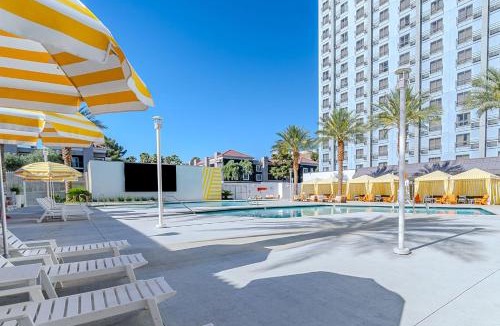 Las Vegas Resort | OYO Hotel and Casino Las Vegas