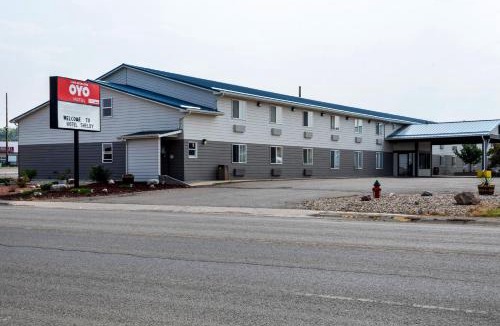 Shelby Hotel | OYO Hotel Shelby MT Hwy 2 & I-15