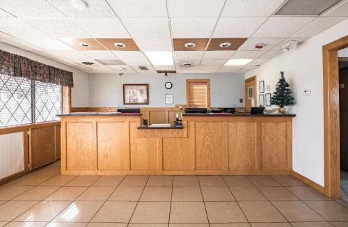 Branson Theater District Hotel | OYO Hotel Windmill Branson