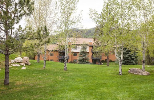 Steamboat Springs Apartment | P103C - The Pines Condominiums