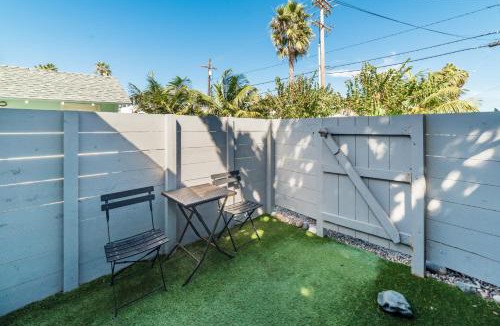 South Oceanside House | Pacific Bungalow in Oceanside with Backyard & Tiny House
