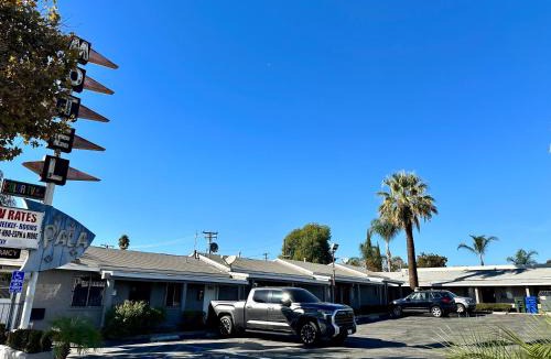 Westmont Hotel | Pala Motel