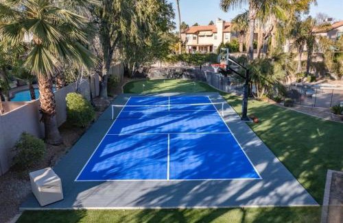 Paradise Valley Village Villa | Palm Tree ParadiseSportcourtPutting GreenTetherballGame RoomHeated PoolSpa