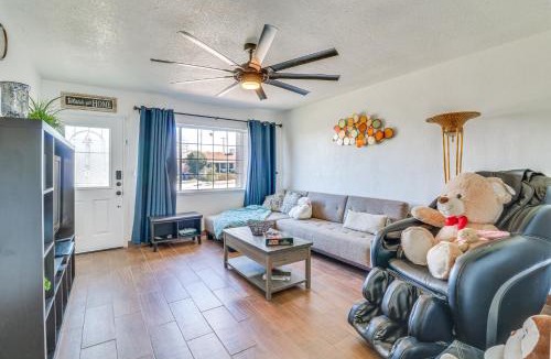 Palmdale House | Palmdale Family Home w/Private Pool & Backyard
