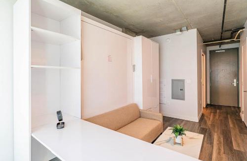 Downtown Phoenix Apartment | Panoramic Studio-1BR-3BR, Pool, Gym, Parking, Patio, BBQ