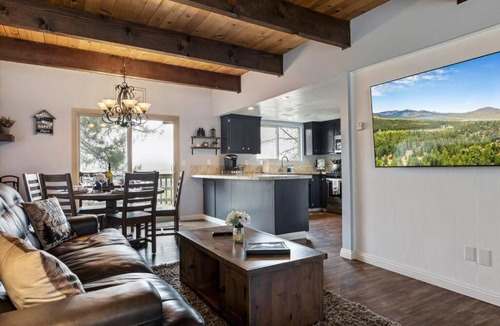 Lake Arrowhead House | Panoramic Views at Deer Crest Lodge