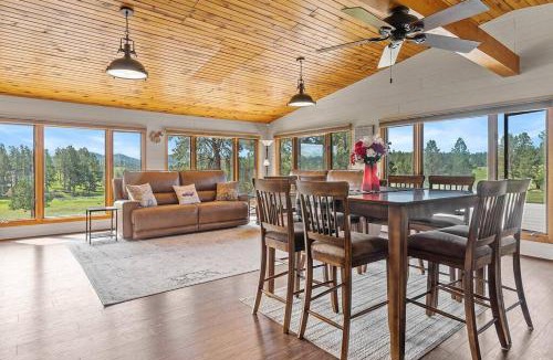 Custer House | Papa’s Place on Willow Creek