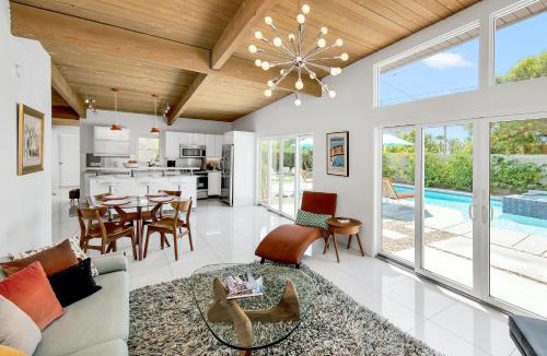 Racquet Club Estates House | Papillon Palm Springs