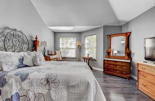 Grand Junction House | Paradise Hills Oasis home