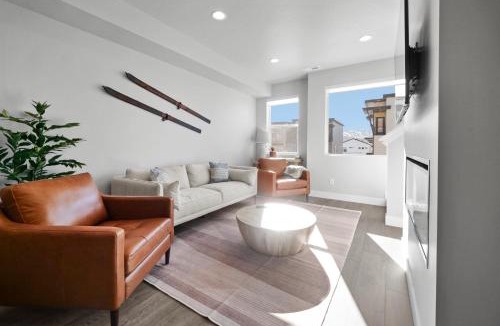 Park City House | Park City Luxury 3 Bed - 3 Bath Townhome with Sauna, 10 min to Skiing