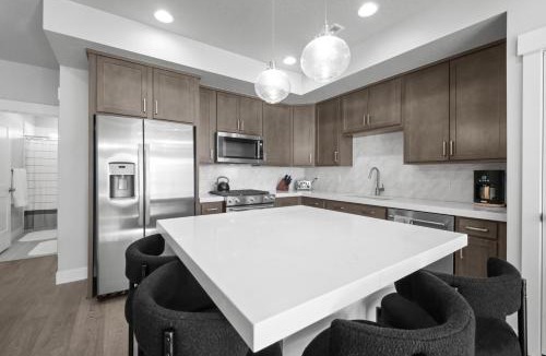 Park City House | Park City Luxury 3 Bed - 3 Bath Townhome with Sauna, 10 min to Skiing