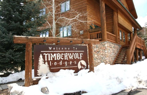 Park City Apartment | Park City TWL-12C Common hot tub KBM Resorts