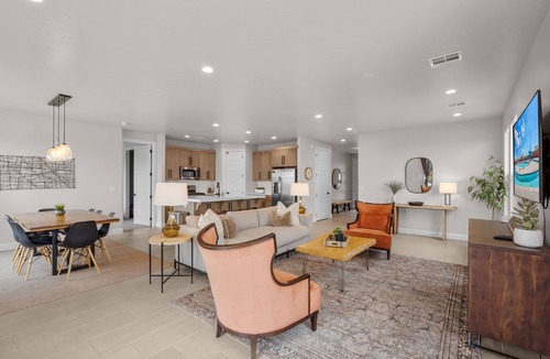 Washington House | Paseos 1101, Private Hot Tub, Outdoor Games & Shared Pickleball Courts!
