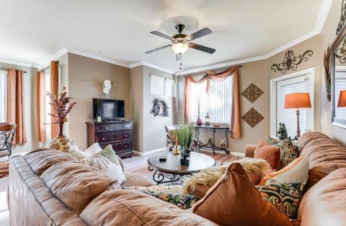 Gilbert House | Patio & Resort Perks: Gated Gilbert Condo