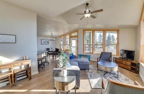 Harvard House | Peaceful Deary Vacation Rental w/Deck & Views!