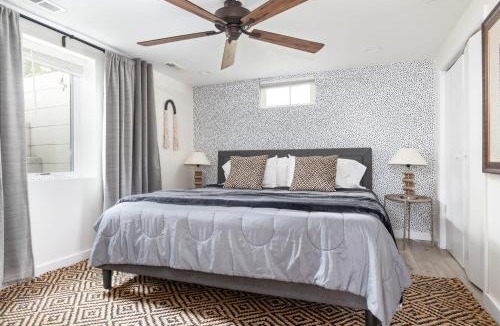 Omaha House | Peaceful Gem HotTub Fenced Yard & Near Downtown