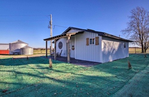 Rolla Apartment | Peaceful Prairie Studio in Rolla w/ Fire Pit!