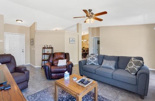 Rita Ranch House | Peaceful Valley