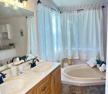 Clarkdale House | Peaceful Wine country home Near Sedona & Jerome