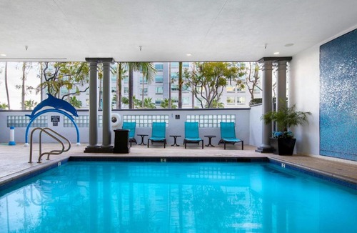 Anaheim Resort Resort | Peacock Suites