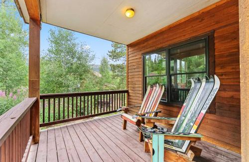 Breckenridge House | Peak 7 Mountain Lodge - Hot Tub & Expansive Views