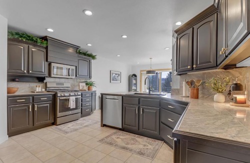 Corinthian Hills Apartment | Pedal and Peak 113A - Fully Renovated Luxury Home in Dillon