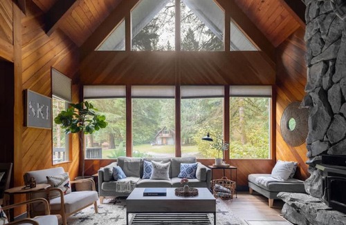 Glacier House | Pendleton Pines Lodge