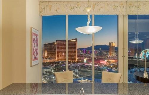Las Vegas Apartment | Penthouse with spectacular views