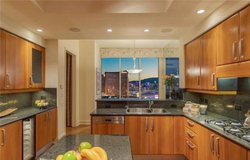 Las Vegas Apartment | Penthouse with spectacular views