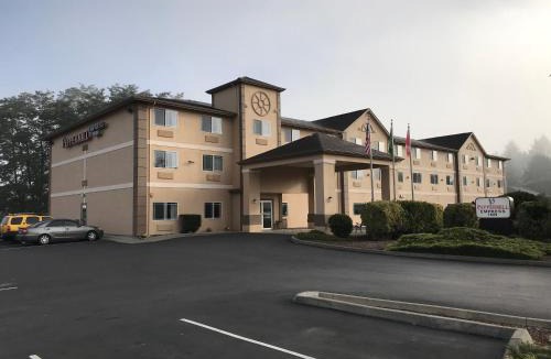 Centralia Hotel | Peppermill Empress Inn