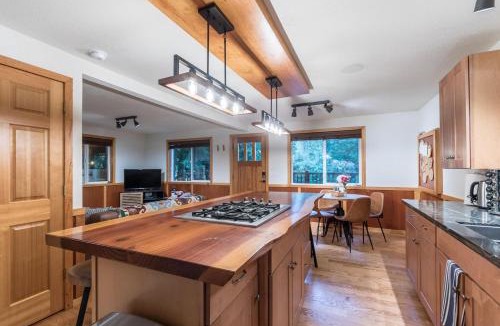 Paradise Estates House | Perch - Juniper Cabin