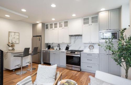 North Queen Anne House | Perch - The Ashworth 67