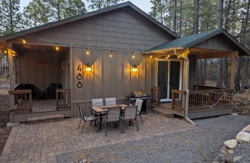 Pinetop House | Perfect Pair 2 New Homes, Large Groups, Close By