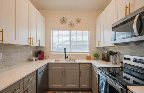 North Scottsdale Apartment | Perfect Sunset Retreat Ground Floor 2BR Condo