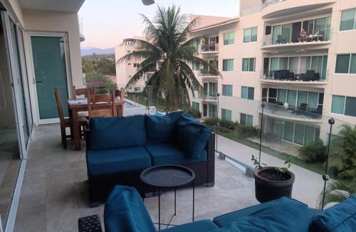 Ixtapa Apartment | Perfectly located spacious apartment with 2 balconies