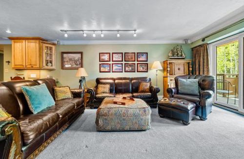 Vail Apartment | Perfectly Located Vail Home Hot Tub On Bus Lines