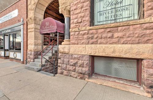Yankton Apartment | Pet-Friendly Apt: Walk to Missouri River!