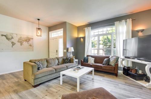 Springfield House | Pet-Friendly Home w/Yard, 2 Mi to Autzen Stadium