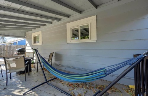 Central Colorado Springs House | Pet-Friendly Hot Tub Cottage, Olympic Center