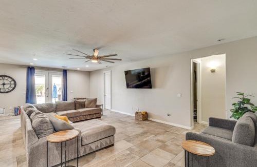 Lake Havasu City House | Pet-Friendly LHC Home w/Temp-Controlled Pool!