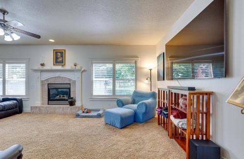 Meridian House | Pet-Friendly Meridian Vacation Rental w/Fire Pit!