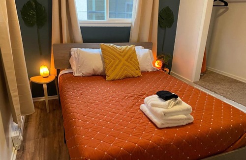 Kanab Hotel | Pet-Friendly Near Zion - Hot Tub Downtown Kanab