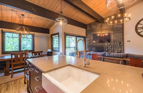 Steamboat Springs Hotel | Phoenix 112
