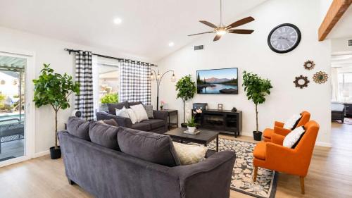 North Mountain House | Phoenix 4BR - Private Pool & Hot Tub