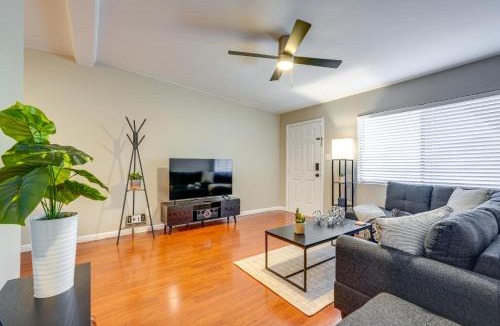 Encanto Apartment | Phoenix Apartment with Pool, 3 Mi to Downtown!