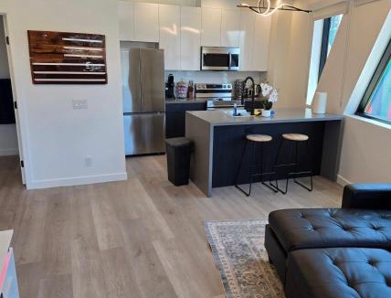 Evans Churchill Apartment | Phoenix Rustic Urban Retreat