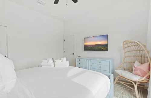 Paradise Gardens House | Phoenix Vista - Mountain Views, Pool & Fire Pit