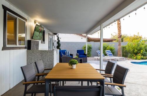 Paradise Valley Village House | Phoenix Winchcomb