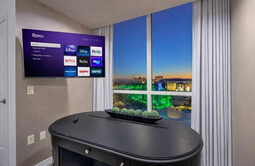 Las Vegas Apartment | ᐱ The Afterglow Modern 2BR Penthouse at MGM Grand